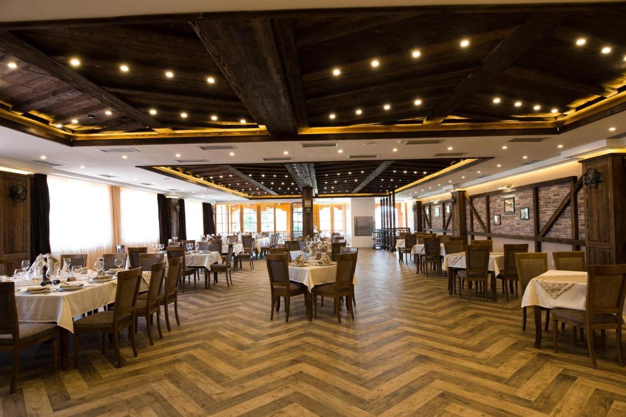 Hotel Happy Gjakova Esterno foto