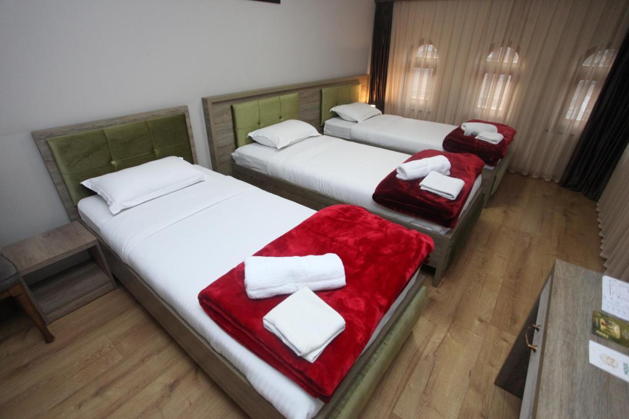 Hotel Happy Gjakova Esterno foto