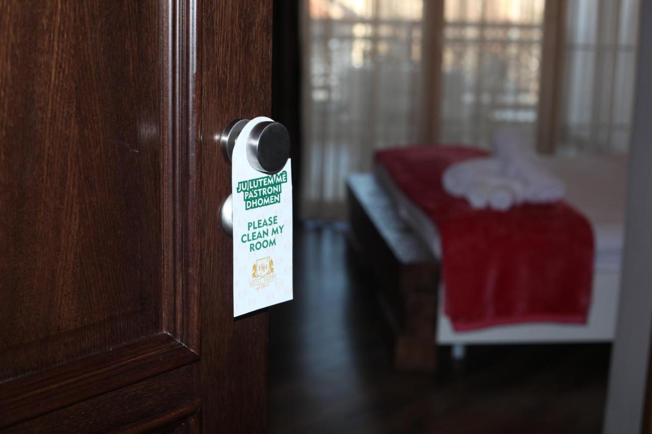 Hotel Happy Gjakova Esterno foto