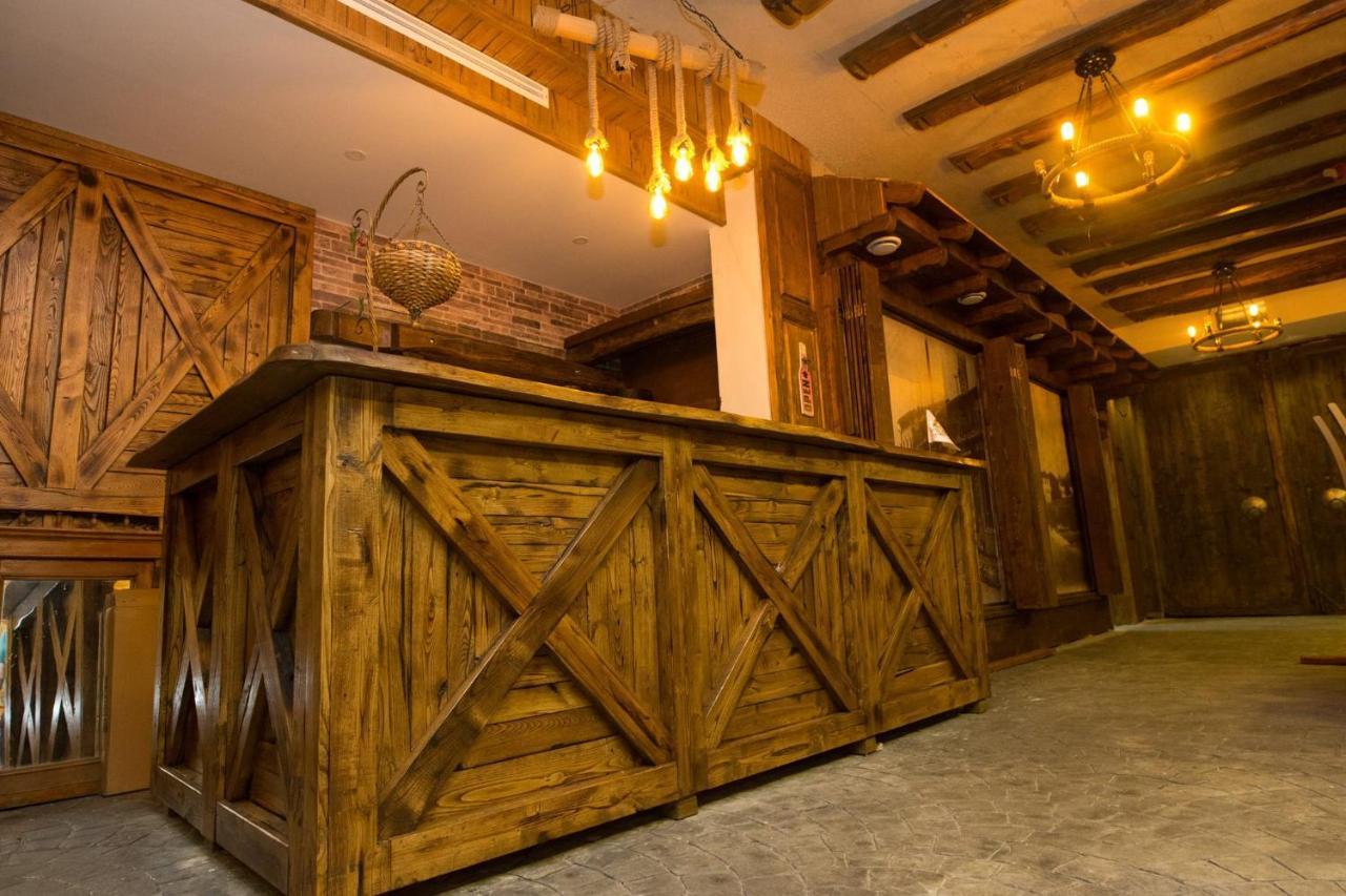 Hotel Happy Gjakova Esterno foto